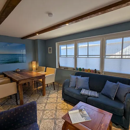 Smucke Reethus - Eg * Born